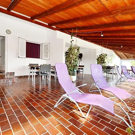 Apartment Katarina Veli Rat