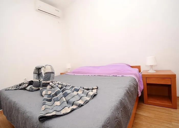 Apartament Katarina Veli Rat